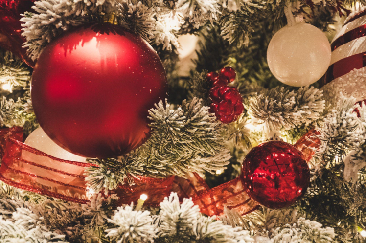 Artificial Christmas Trees: A Sustainable Choice for Schools and Colleges